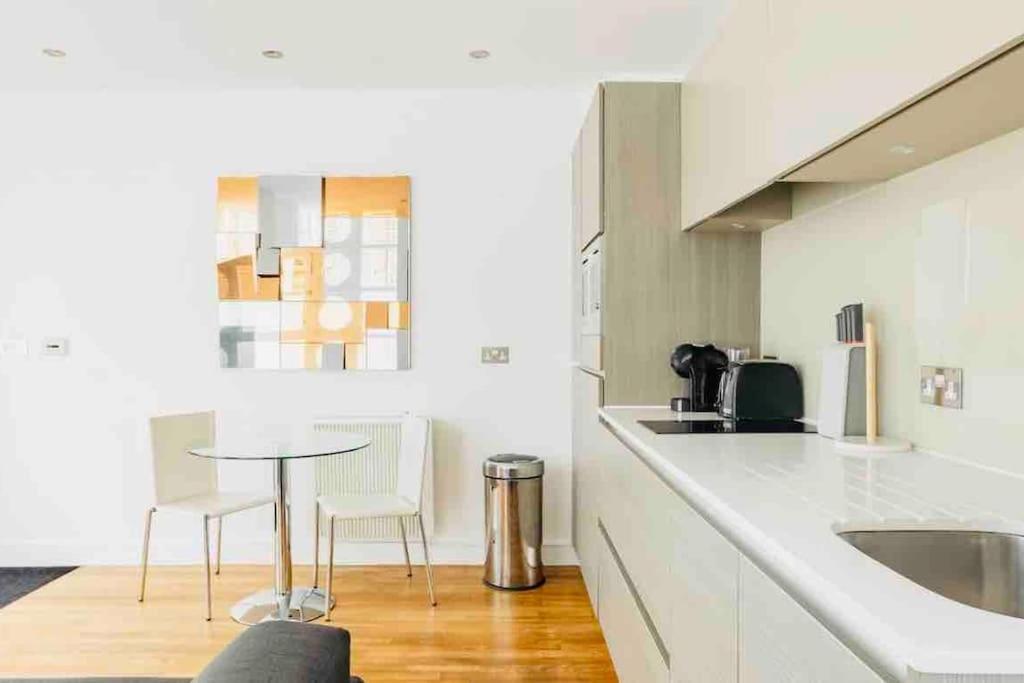 Canary Wharf Luxury Apartamento Londres